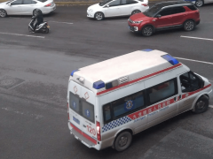 救护车拒载现象暴增：美国贫平易近正正在用生